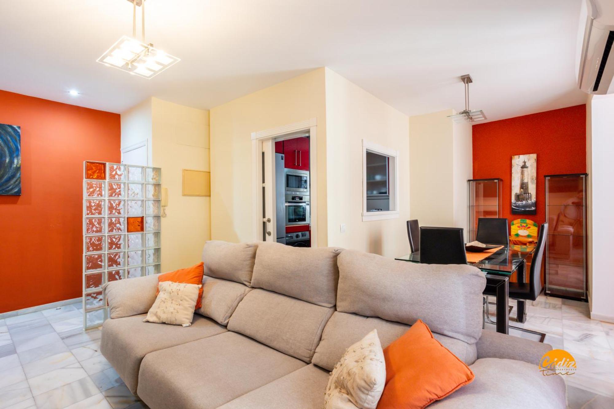 Red Home By Cadiz Time Экстерьер фото